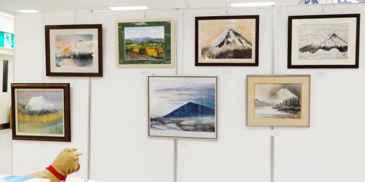 会場景　日本画　水墨画