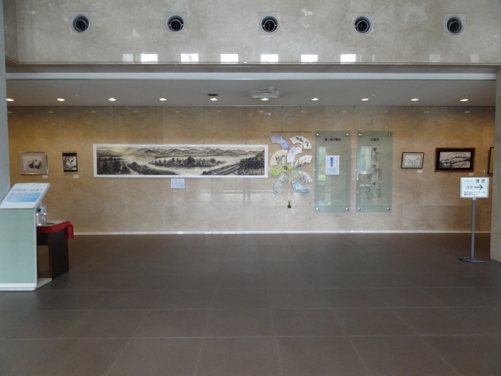 2013年6月、ジクレー版画となった「相模川自然の村絵巻」が清流の里展のメインを飾りました