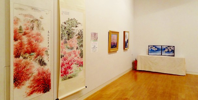 「桜で紡ぐ日中交流絵画展」2015年10月