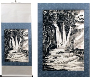 「渓流」半切軸装 日高絹紅(評議員) 「渓流」半切軸装 日高絹紅(評議員)