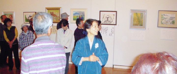 オープニング・セレモニー（中央：提唱者・戸田みどり先生）